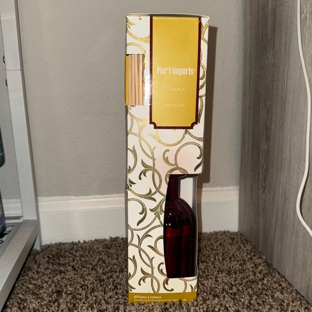 (unopened) Pier 1 imports discontinued Sugar Plum reed diffuser